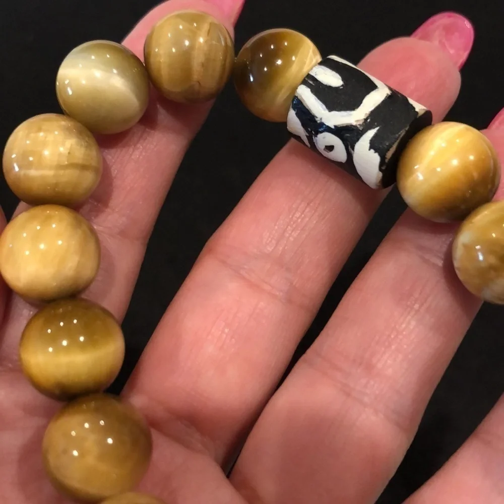 TIGER EYE AND HANDPAINTED WOOD stretch bracelet, one of a kind! 8.5”-9”